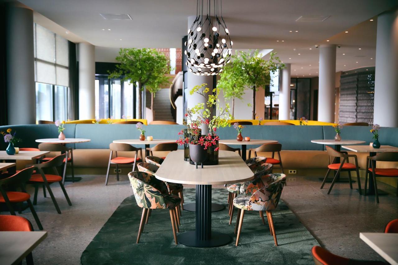 Van Der Valk Hotel เดเวนเตอร์ ภายนอก รูปภาพ