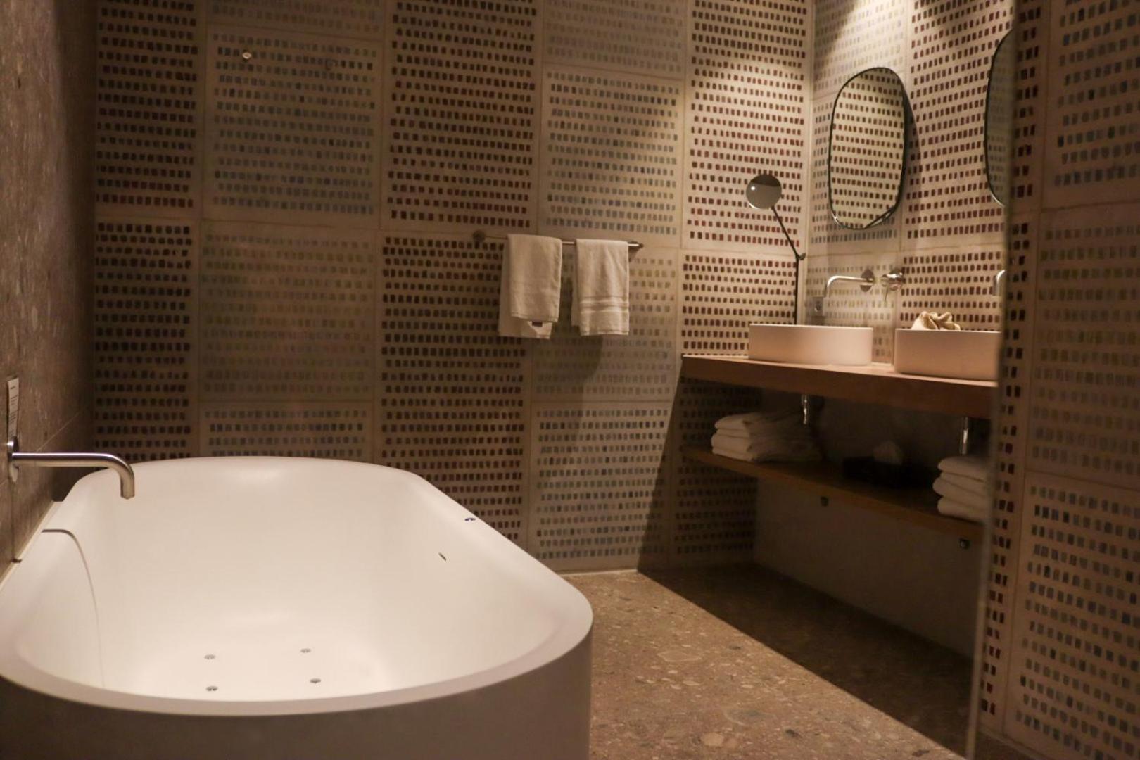 Van Der Valk Hotel เดเวนเตอร์ ภายนอก รูปภาพ