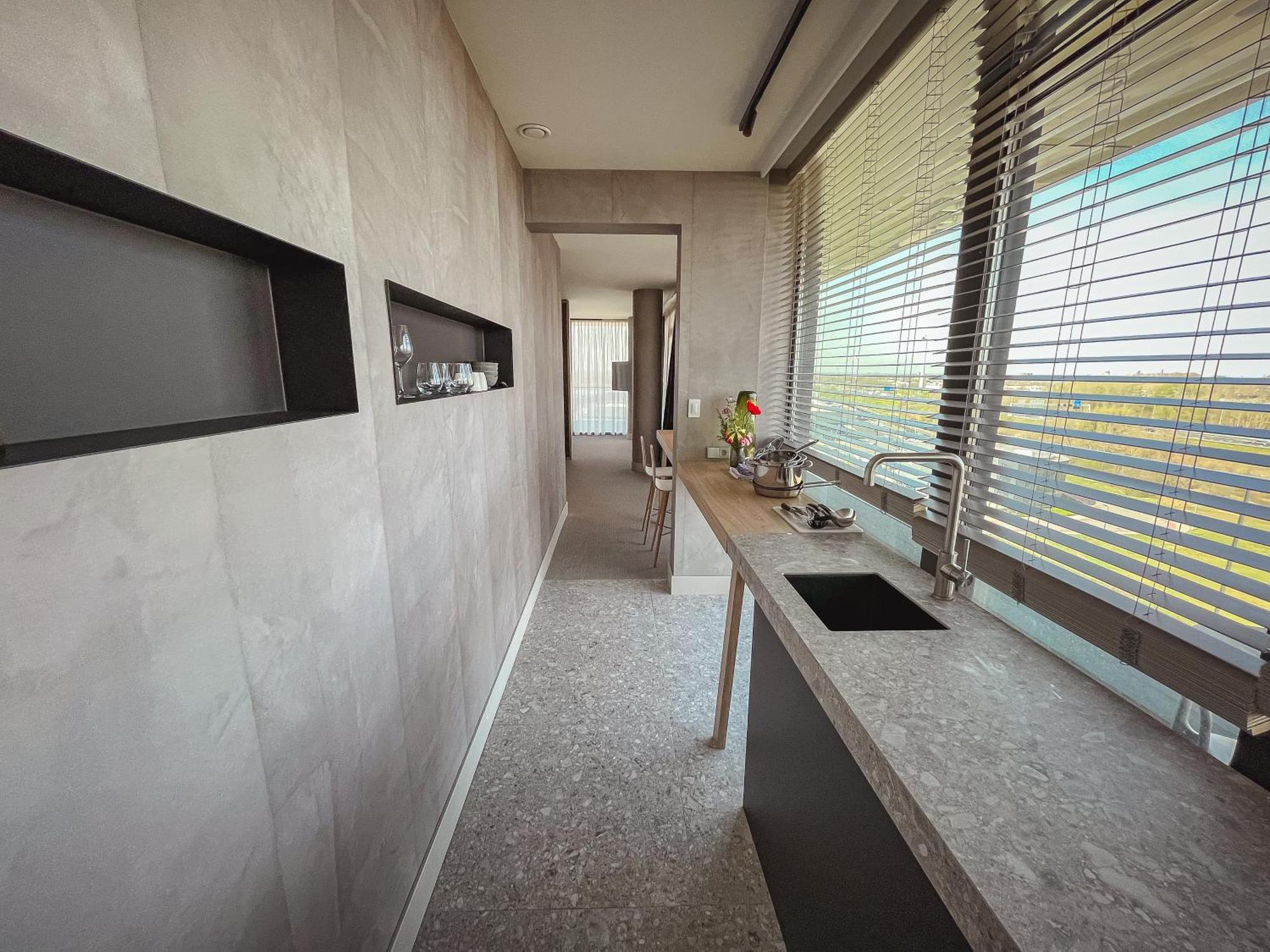 Van Der Valk Hotel เดเวนเตอร์ ภายนอก รูปภาพ